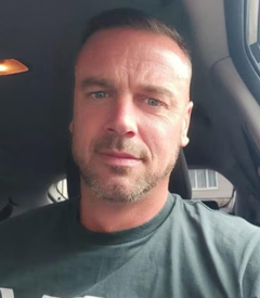 荷兰交友网男士图片